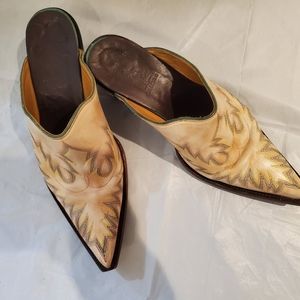 Old Gringo mules. Size 8